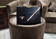 black Shoulder Bag (Golden Chain)